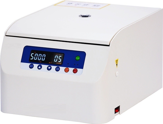 ISO CE เซ็นทริฟิวเจอร์ ความเร็วต่ํา 5000 รอบ / นาที แม็กซ์ 24 ท่อสําหรับห้องปฏิบัติการ