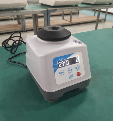 0-3000r/Min ห้องปฏิบัติการ Multi Tube Vortex Mixer ST การควบคุมที่ฉลาด