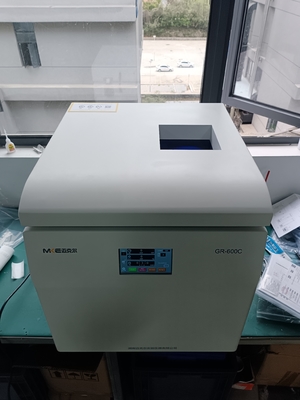 8000r/min 24*5ml ความจุ เครื่องหลอมศูนย์กลางอัตโนมัติความเร็วน้อย GR-600C
